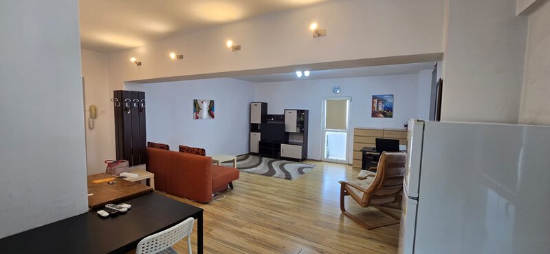 Calea Calarasi bloc mixt gars. cu 2 balcoane