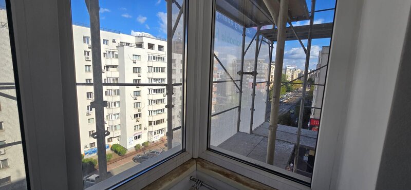 Calea Calarasi bloc mixt gars. cu 2 balcoane